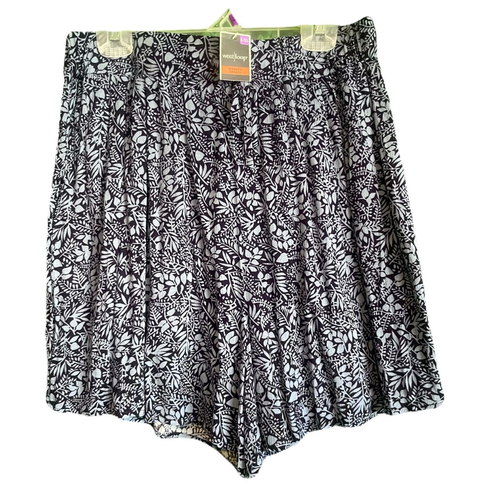West Loop Size L/XL Blue & Black Floral Palazzo Shorts NWT Summer Resort Wear